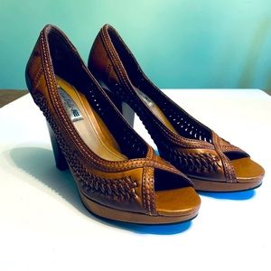 American eagle leather heels
